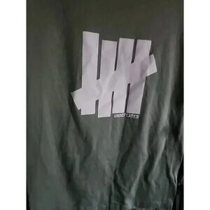 undefeated Basketball Hardwood T Shirt Sz Small NWT CR6 Excellent